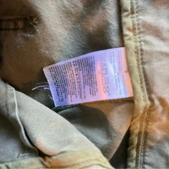 Banana Republic Chinos - Size 8 - Picture 7 of 7